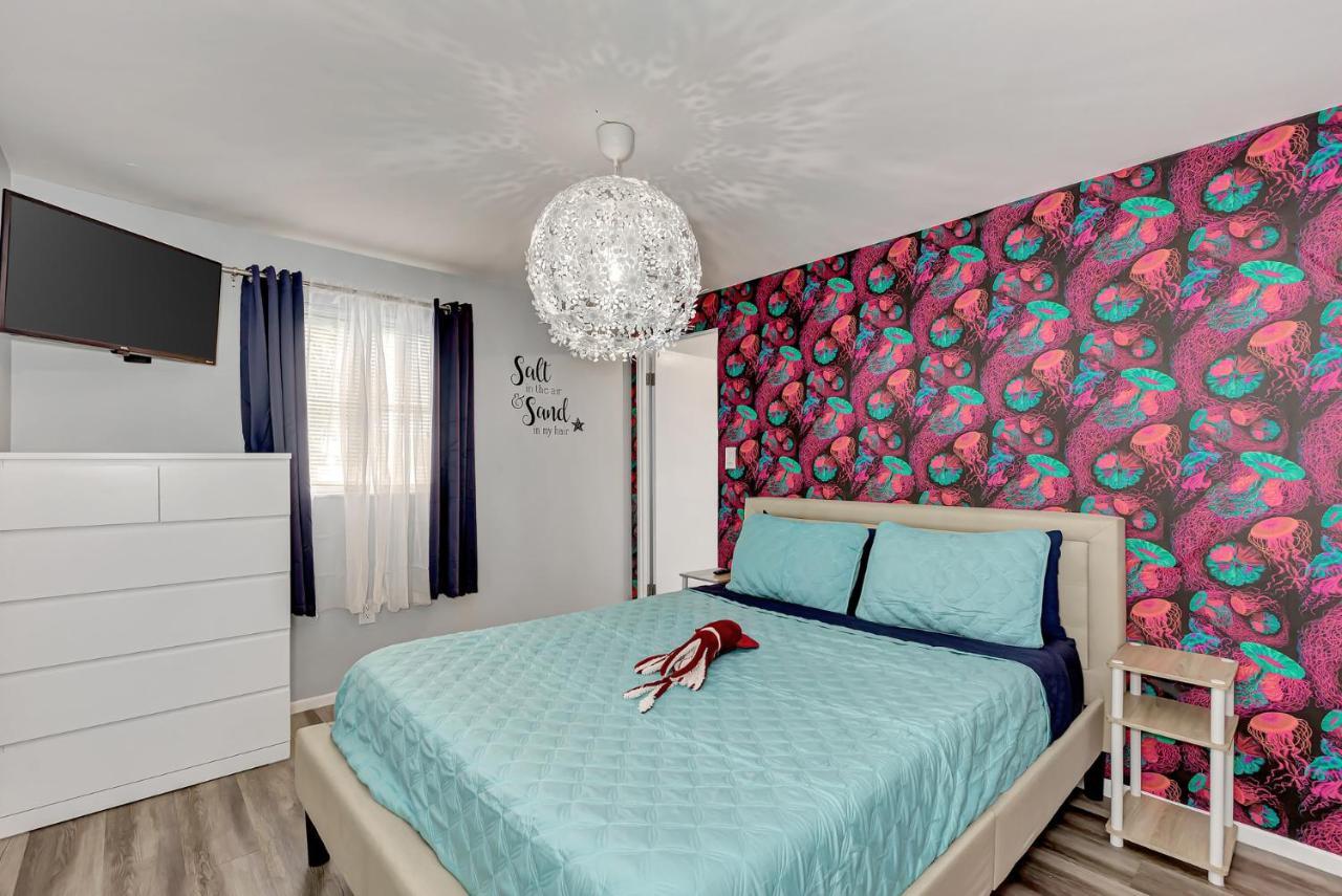 Mermaid House With Pool Jacuzzi Steps To Siesta Key Beach Sarasota Bagian luar foto