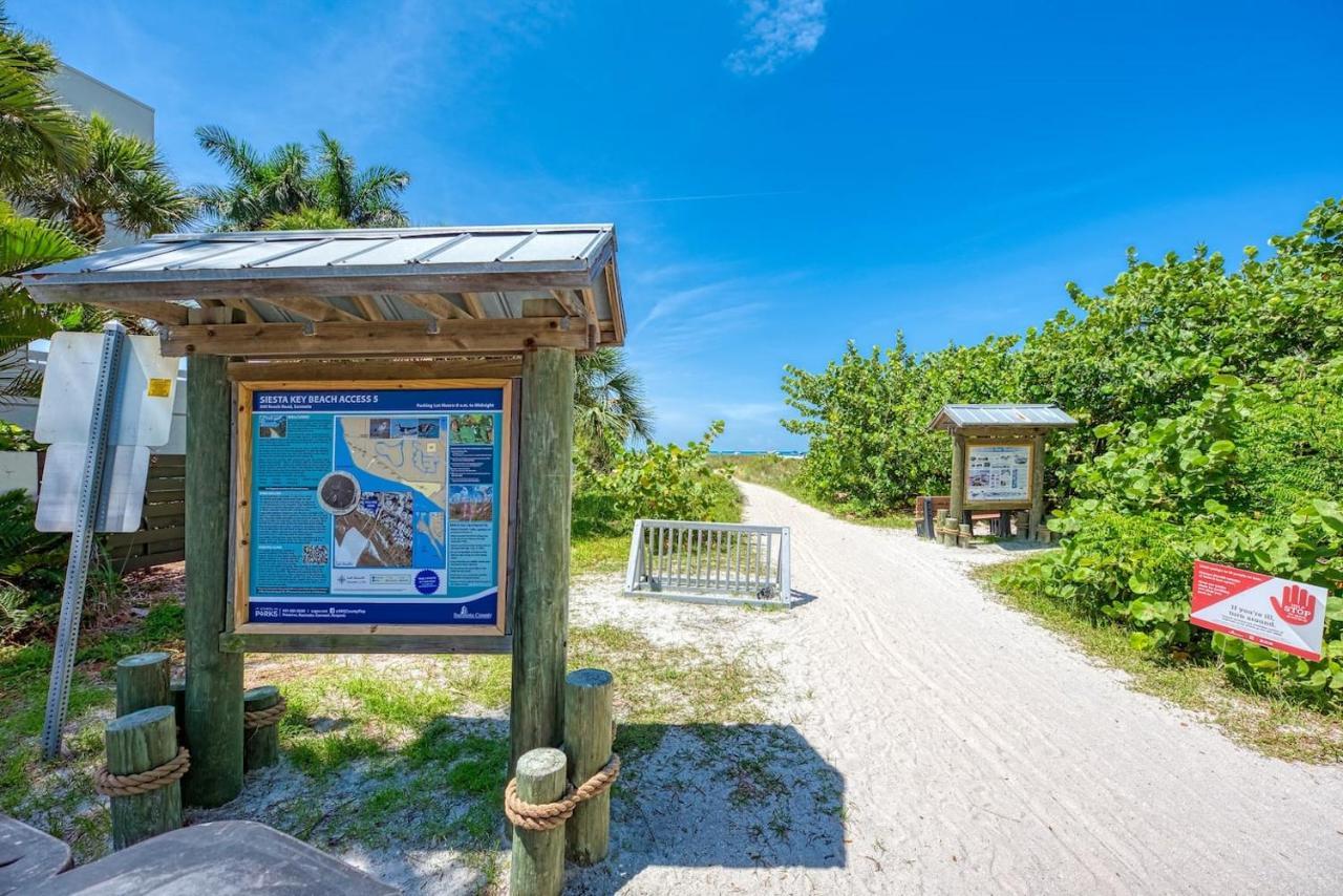 Mermaid House With Pool Jacuzzi Steps To Siesta Key Beach Sarasota Bagian luar foto