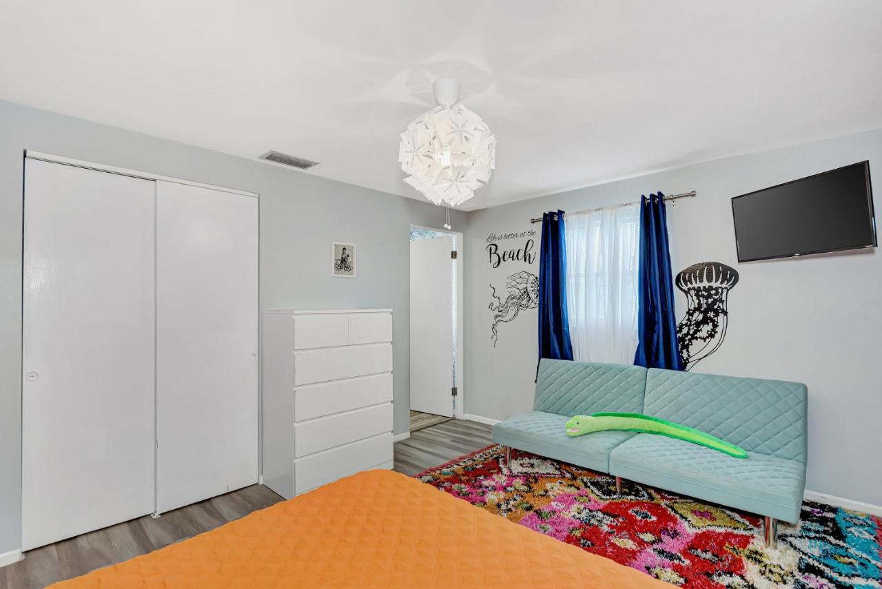 Mermaid House With Pool Jacuzzi Steps To Siesta Key Beach Sarasota Bagian luar foto