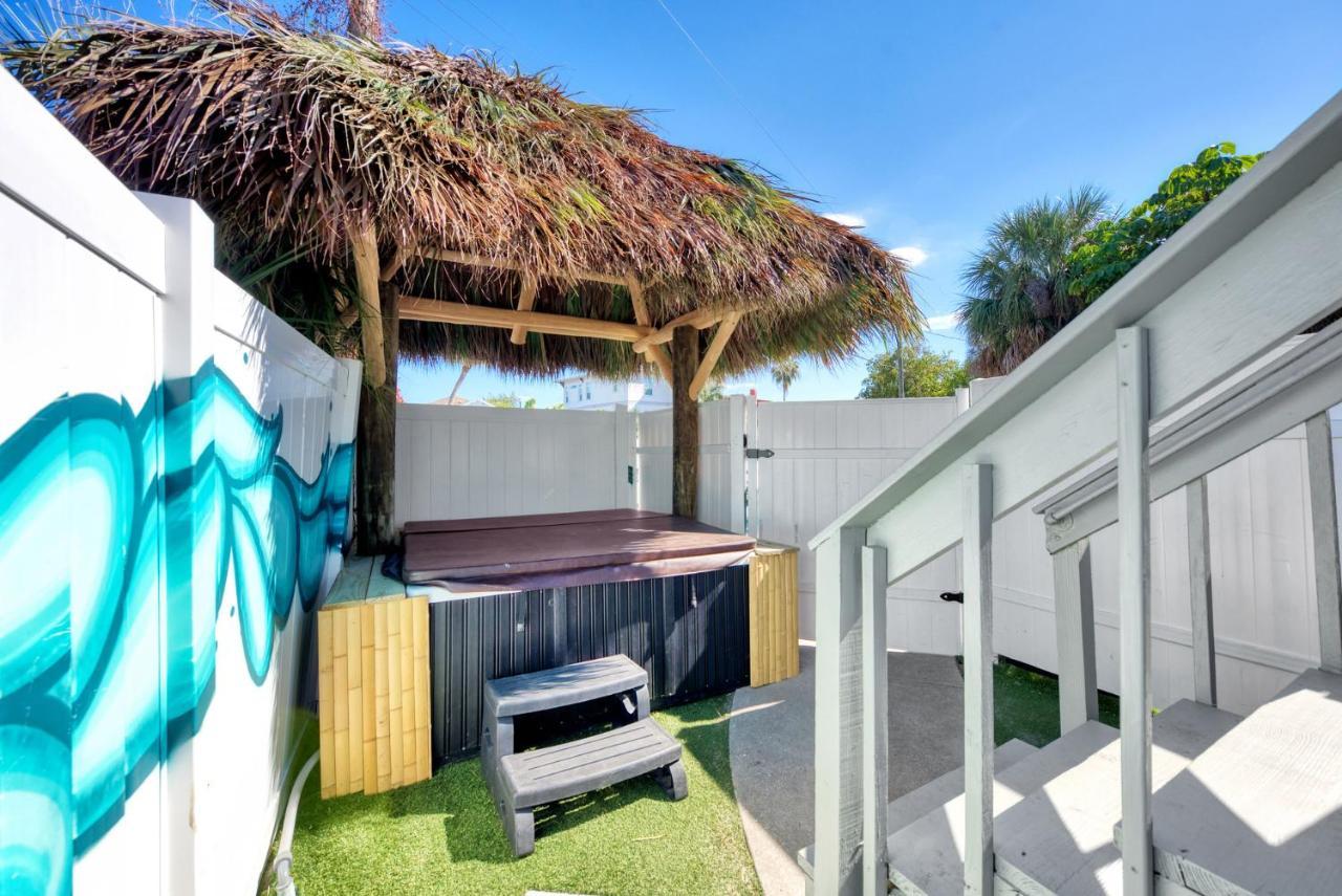 Mermaid House With Pool Jacuzzi Steps To Siesta Key Beach Sarasota Bagian luar foto